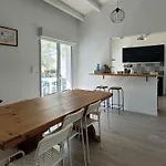 Rénovée Avec Jardin, Climatisation, Wi-fi, 8 Pers, La Palmyre - Fr-1-705-52 *